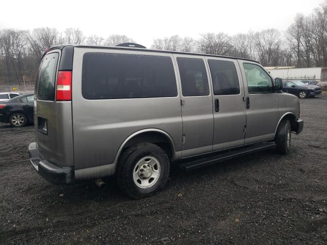 1GAGG25K081215554 - 2008 CHEVROLET EXPRESS G2 GRAY photo 3