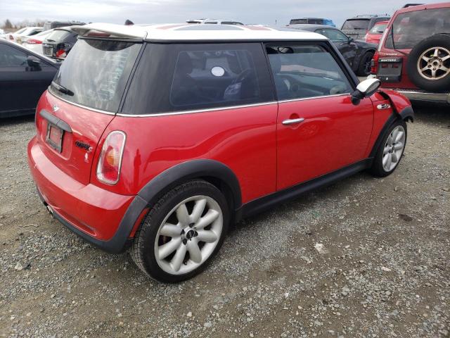 WMWRE33432TD51639 - 2002 MINI COOPER S RED photo 3