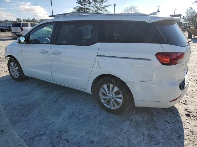 KNDMB5C17H6238417 - 2017 KIA SEDONA LX WHITE photo 2