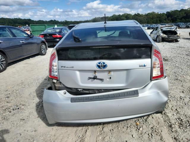JTDKN3DU9C5498313 - 2012 TOYOTA PRIUS 银色 照片 6