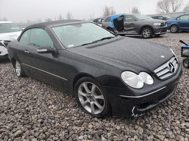 WDBTK56F28F225012 - 2008 MERCEDES-BENZ CLK 350 BLACK photo 4