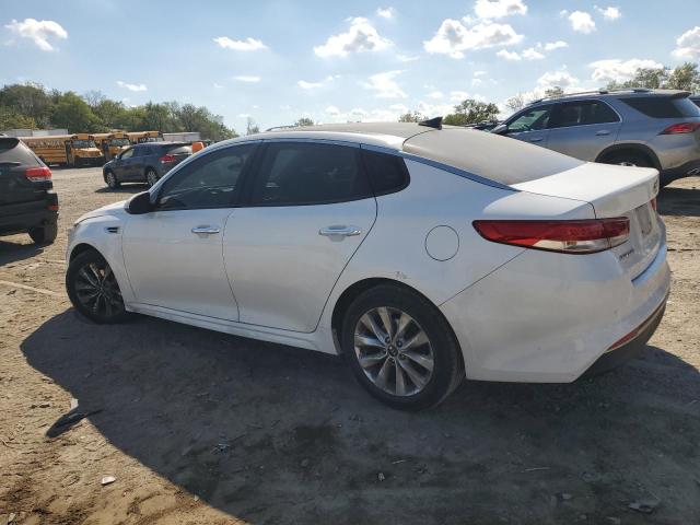 5XXGU4L30GG103038 - 2016 KIA OPTIMA EX WHITE photo 2