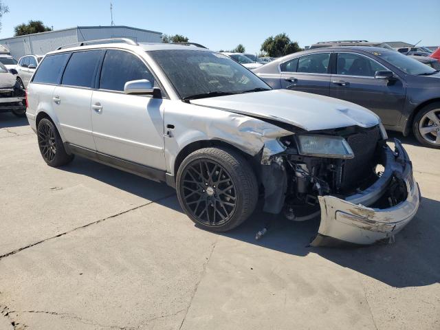 WVWHH63B71E003865 - 2001 VOLKSWAGEN PASSAT GLS Արծաթագույն լուսանկար 4