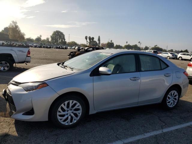 5YFBURHEXJP811507 - 2018 TOYOTA COROLLA L SILVER photo 1