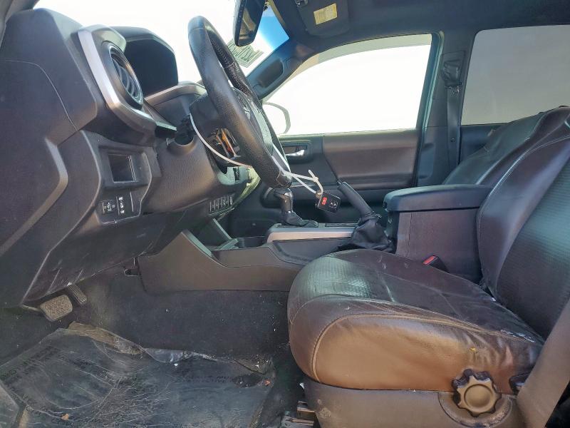 3TMEZ5CN2GM011055 - 2016 TOYOTA TACOMA DOUBLE CAB შავი ფოტო 7