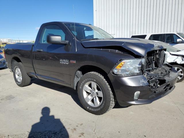 3C6JR7AT2JG238593 - 2018 RAM 1500 ST GRAY photo 4