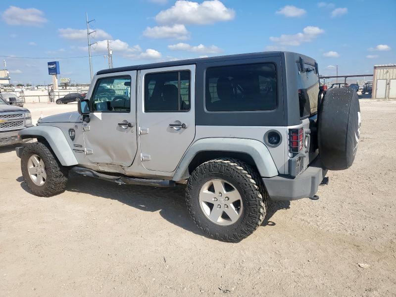 1J4BA3H10BL567017 - 2011 JEEP WRANGLER U SPORT Argent photo 2