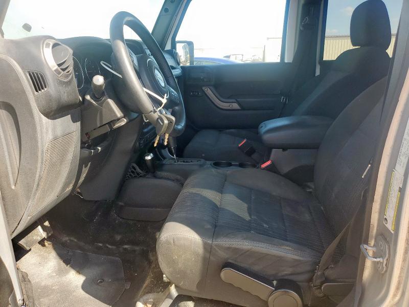 1J4BA3H10BL567017 - 2011 JEEP WRANGLER U SPORT Argent photo 7