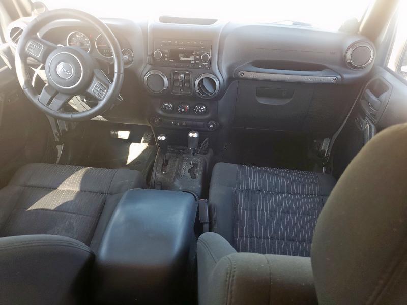 1J4BA3H10BL567017 - 2011 JEEP WRANGLER U SPORT Argent photo 8