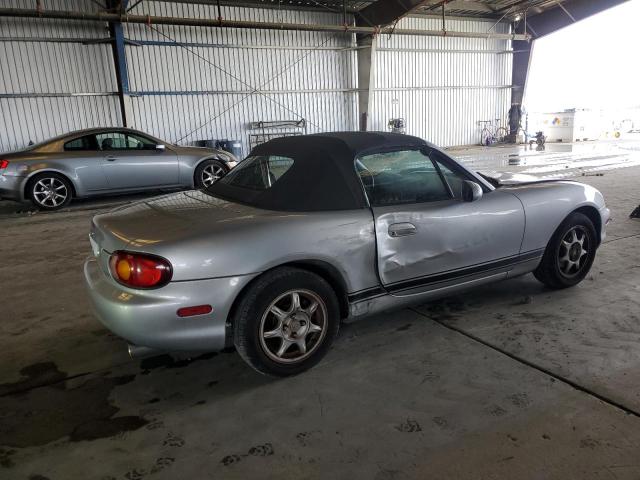 JM1NB3530X0104289 - 1999 MAZDA MX-5 MIATA 银色 照片 3