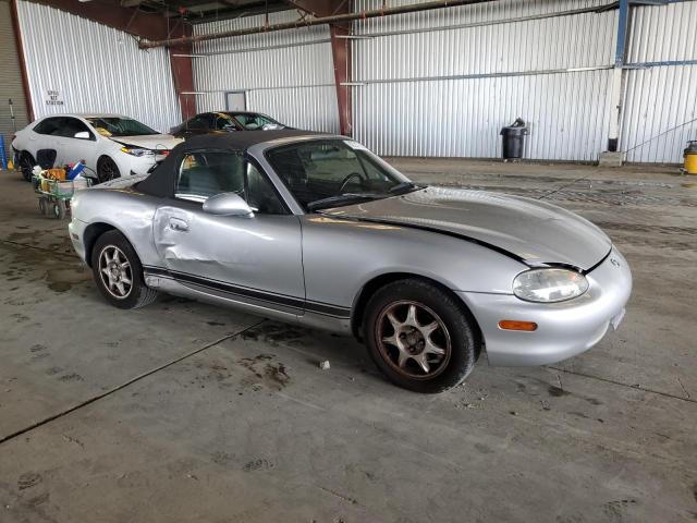JM1NB3530X0104289 - 1999 MAZDA MX-5 MIATA 银色 照片 4