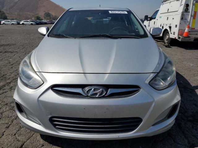 KMHCT5AE9DU078945 - 2013 HYUNDAI ACCENT GLS 银色 照片 5