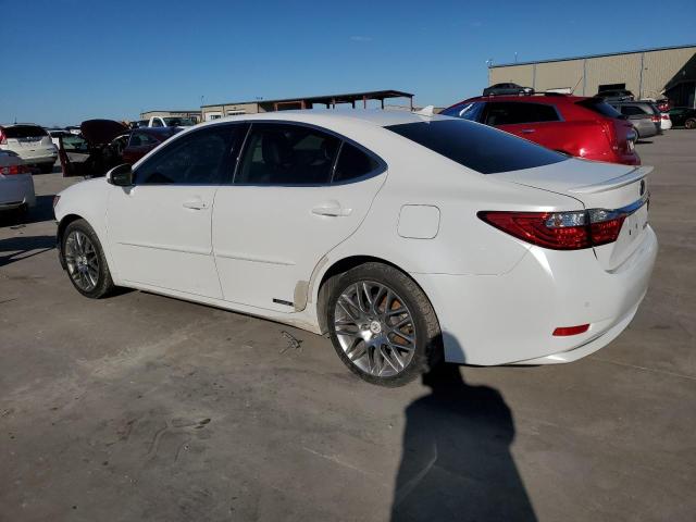 JTHBW1GG8D2015578 - 2013 LEXUS ES 300H WHITE photo 2