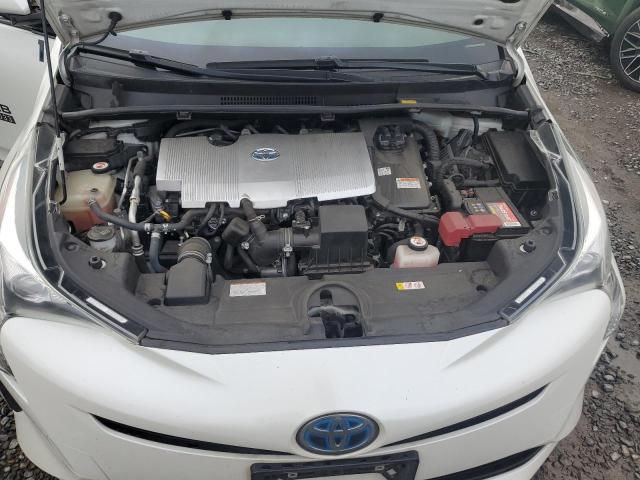 JTDKARFU8J3550597 - 2018 TOYOTA PRIUS WHITE photo 11