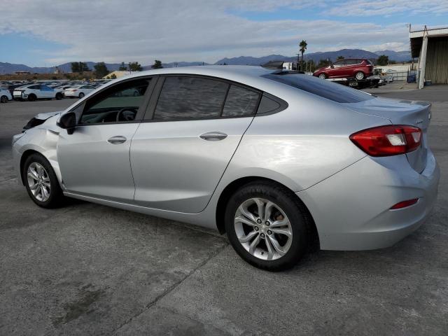 1G1BC5SM6K7112110 - 2019 CHEVROLET CRUZE LS 银色 照片 2