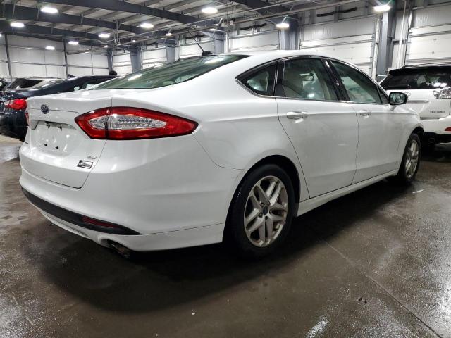 3FA6P0H7XGR179560 - 2016 FORD FUSION SE WHITE photo 3