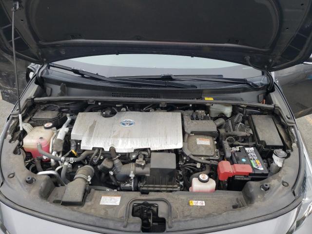 JTDKARFP0J3091320 - 2018 TOYOTA PRIUS PRIM GRAY photo 11