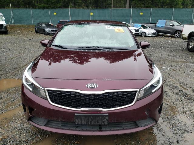 3KPFL4A70JE248584 - 2018 KIA FORTE LX PURPLE photo 5