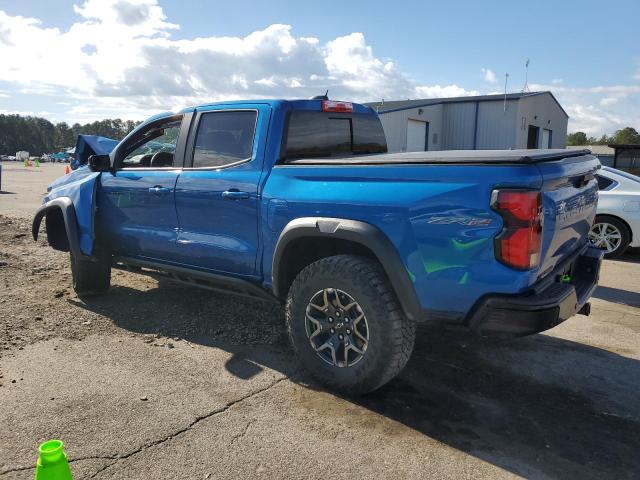 1GCPTFEK9R1115951 - 2024 CHEVROLET COLORADO ZR2 BLUE photo 2