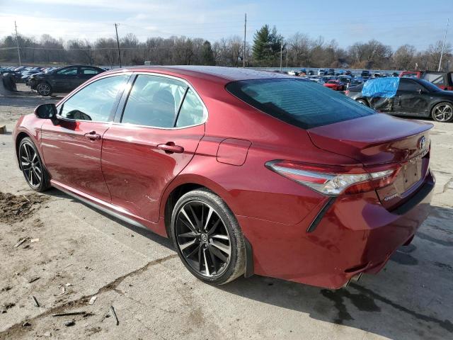 4T1B61HK7JU675921 - 2018 TOYOTA CAMRY XSE BURGUNDY photo 2