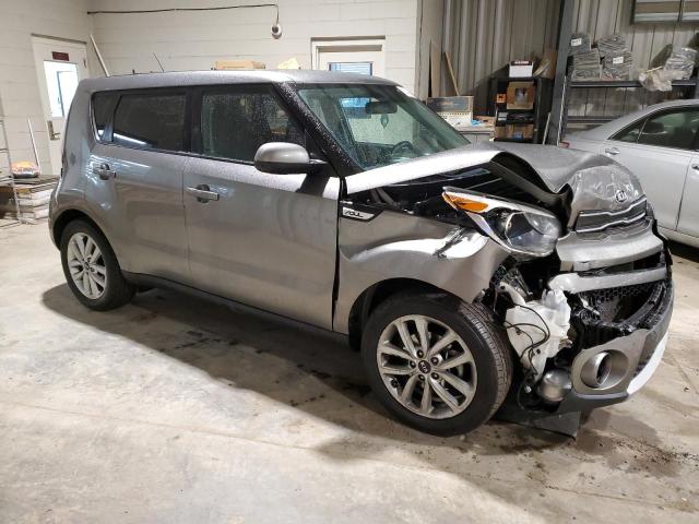 KNDJP3A5XK7652839 - 2019 KIA SOUL + GRAY photo 4