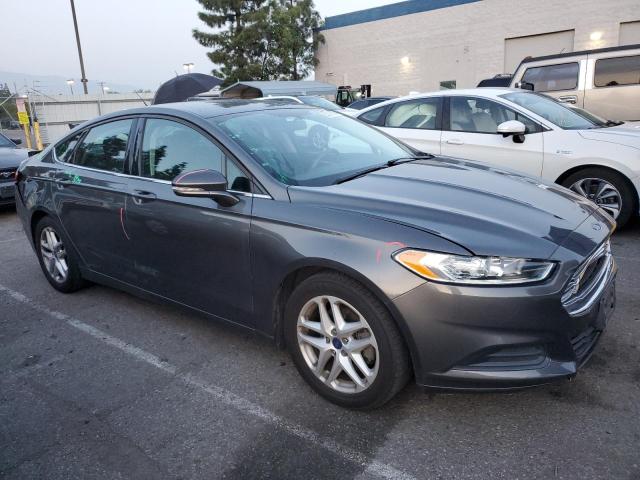 3FA6P0H71GR396625 - 2016 FORD FUSION SE GRAY photo 4