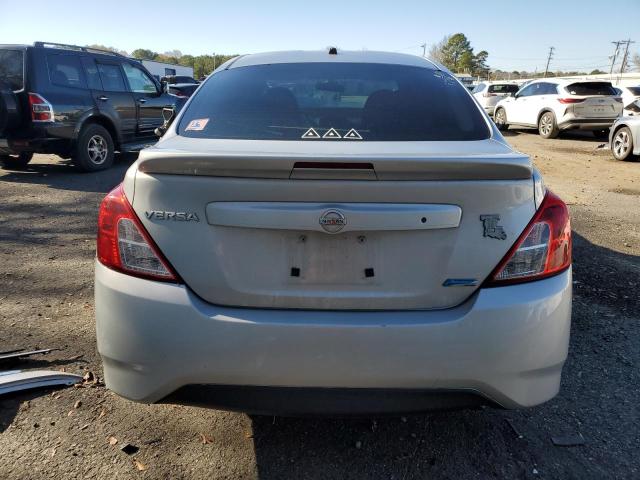 3N1CN7AP6FL918966 - 2015 NISSAN VERSA S SILVER photo 6