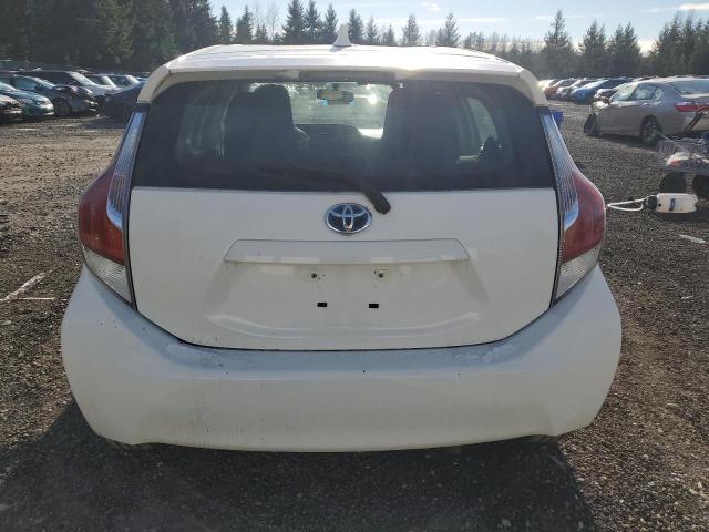 JTDKDTB39G1131423 - 2016 TOYOTA PRIUS C WHITE photo 6