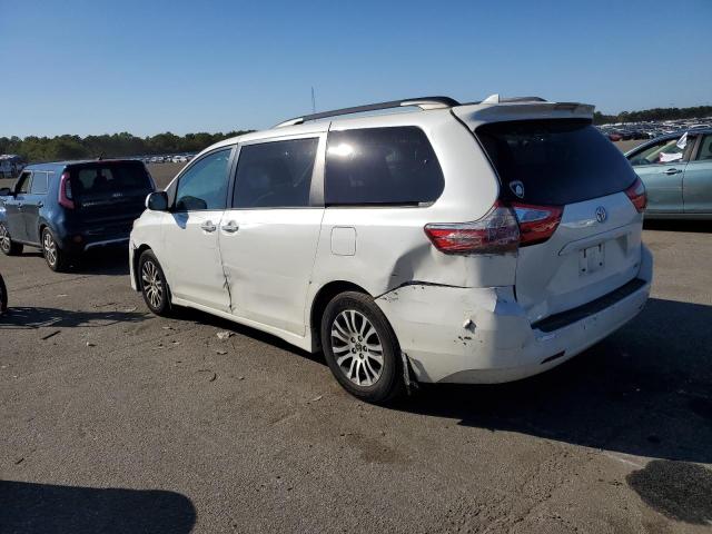 5TDYZ3DC6JS941269 - 2018 TOYOTA SIENNA XLE Белый фото 2