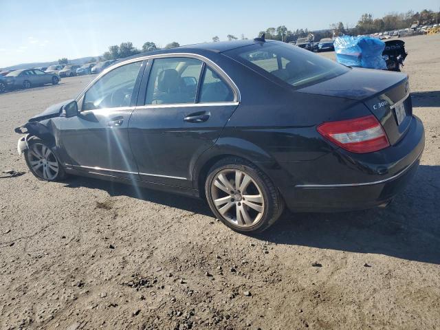 WDDGF8BBXBR176813 - 2011 MERCEDES-BENZ C 300 4MATIC BLACK photo 2