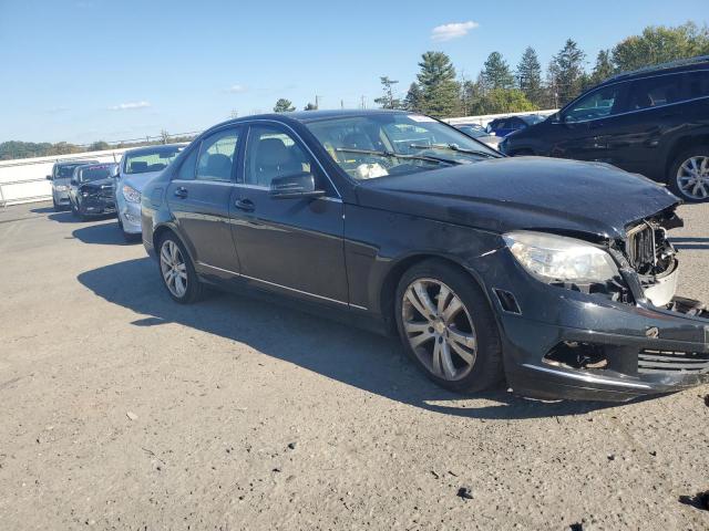 WDDGF8BBXBR176813 - 2011 MERCEDES-BENZ C 300 4MATIC BLACK photo 4