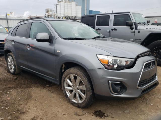 4A4AP4AU3EE027186 - 2014 MITSUBISHI OUTLANDER SE GRAY photo 4