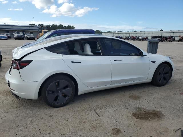 5YJ3E1EA8PF562813 - 2023 TESLA MODEL 3 WHITE photo 3