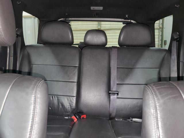 1FMCU9EG8BKA32435 - 2011 FORD ESCAPE LIMITED WHITE photo 10