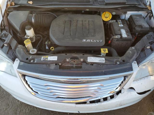 2C4RC1CG8FR727799 - 2015 CHRYSLER TOWN & COU TOURING L WHITE photo 12