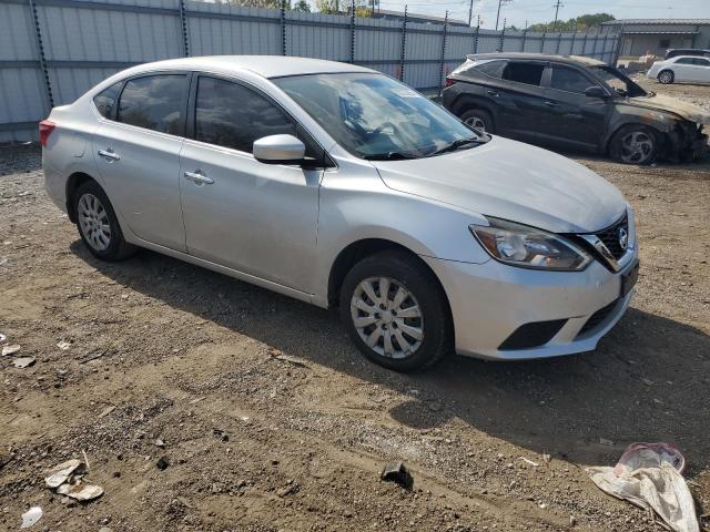 3N1AB7AP3JY206958 - 2018 NISSAN SENTRA S ვერცხლისფერი ფოტო 4