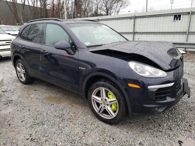 WP1AE2A21GLA17530 - 2016 PORSCHE CAYENNE SE HYBRID BLACK photo 4