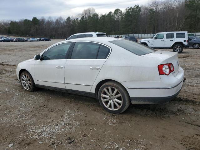 WVWJK7AN1AE076820 - 2010 VOLKSWAGEN PASSAT KOMFORT WHITE photo 2