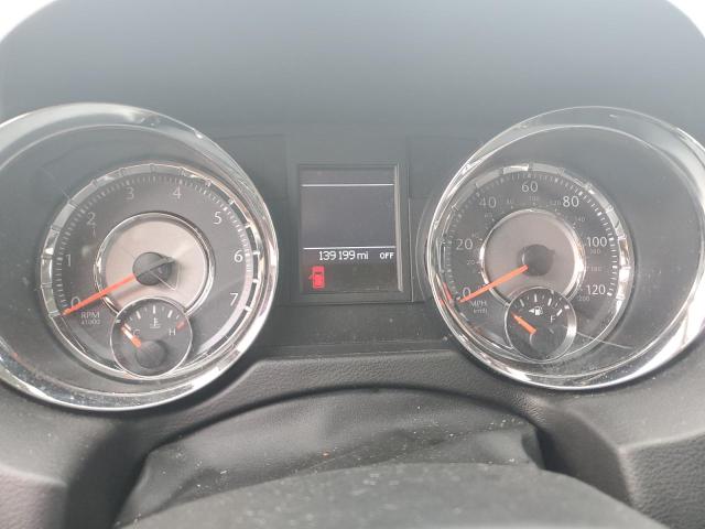 2C4RC1BG8DR802421 - 2013 CHRYSLER TOWN & COU TOURING SILVER photo 9