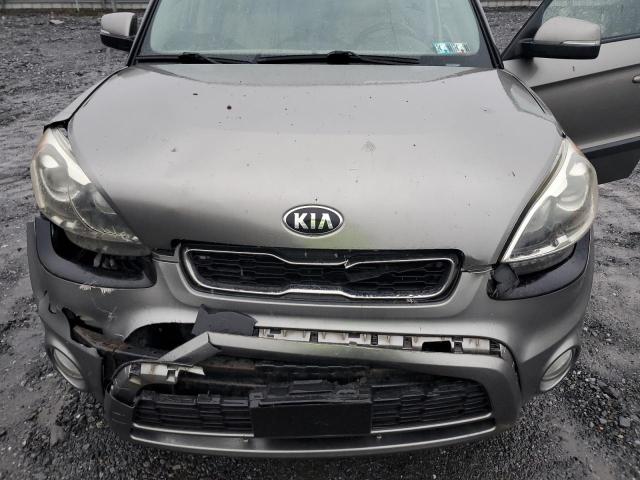 KNDJT2A66D7558989 - 2013 KIA SOUL + GRAY photo 11