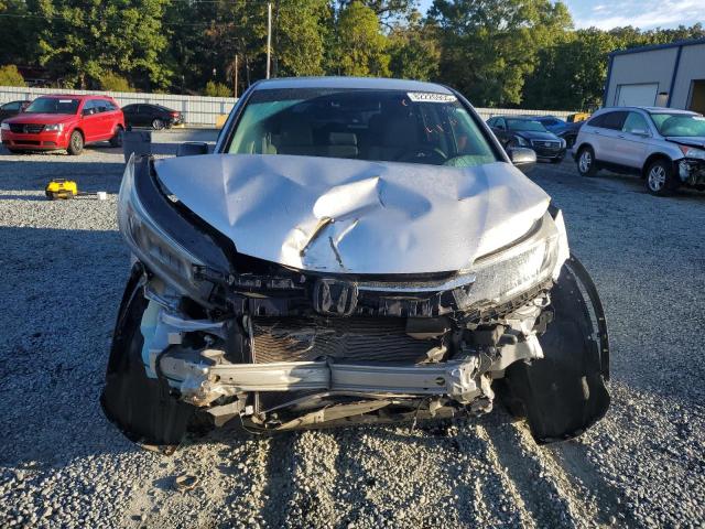 2HKRM3H36GH540090 - 2016 HONDA CR-V LX SILVER photo 5