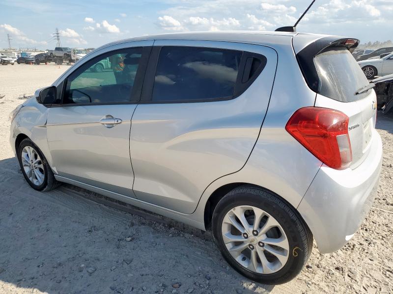 KL8CD6SA8MC225483 - 2021 CHEVROLET SPARK 1LT 银色 照片 2