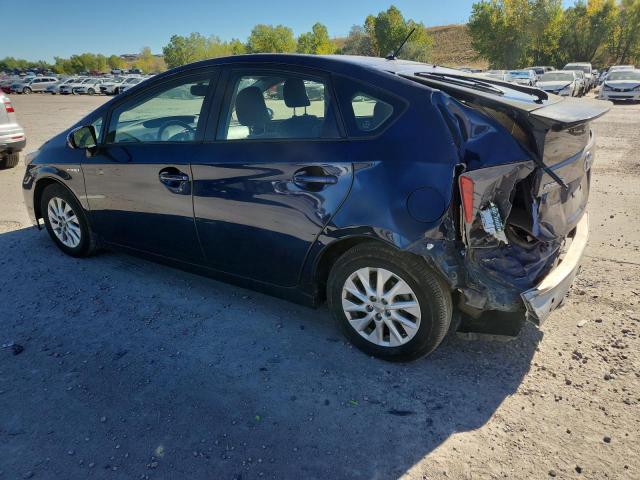 JTDKN3DU1F1918903 - 2015 TOYOTA PRIUS BLUE photo 2