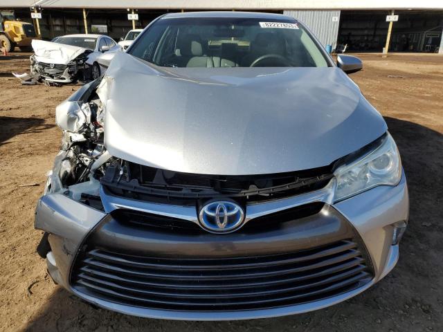 4T1BD1FK8FU160071 - 2015 TOYOTA CAMRY HYBRID SILVER photo 5