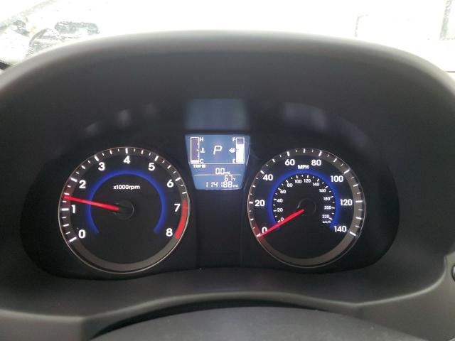 KMHCT5AE3GU248821 - 2016 HYUNDAI ACCENT SE WHITE photo 9