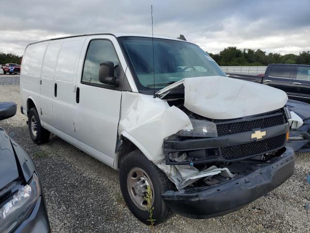 1GCWGAFG8K1152279 - 2019 CHEV EXPRESS G2500 თეთრი ფოტო 4
