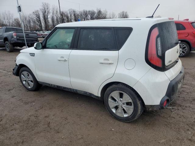 KNDJN2A27G7307460 - 2016 KIA SOUL WHITE photo 2