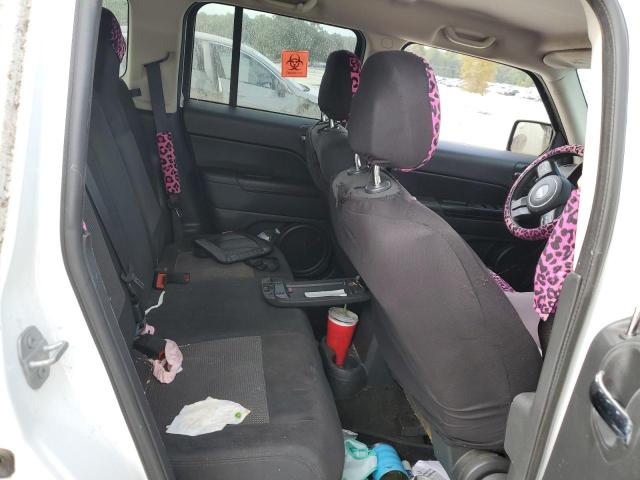 1C4NJPBA9ED893366 - 2014 JEEP PATRIOT SPORT WHITE photo 11