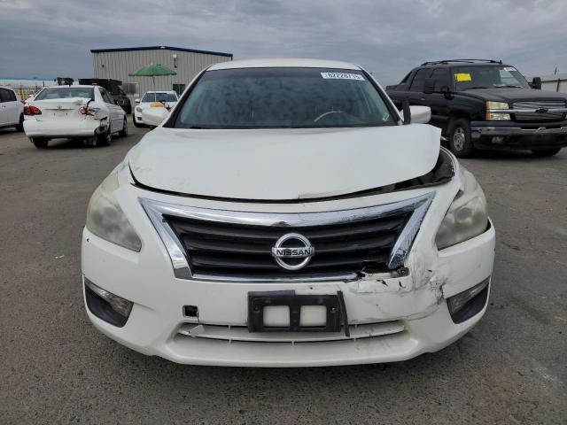 1N4AL3AP4FN375240 - 2015 NISSAN ALTIMA 2.5 WHITE photo 5