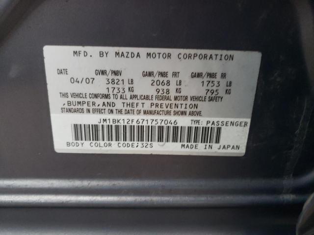 JM1BK12F671757046 - 2007 MAZDA 3 I GRAY photo 12